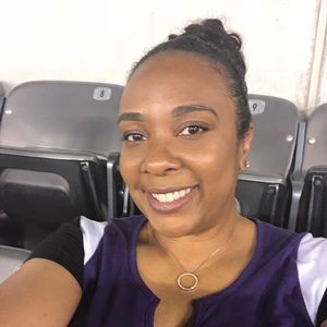 Meet your Posher, Courtney